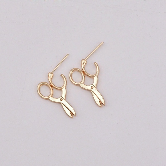 5 for $25 Scissors Shape Stud Earrings - Picture 5 of 6